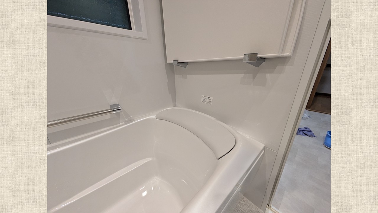 施工後：ヘッドレスト